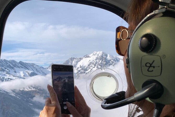 25mins Private Helicopter Flight in Franz Josef with Landing - Private aircraft comfort: seating width, ladder steps, and who it fits best