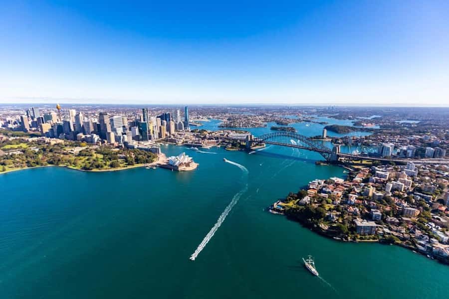 30 Minute Shared Sydney Harbour Scenic Helicopter Tour - Shared Flight Reality: Seats, Group Size, and the “Small but Not Private” Tradeoff