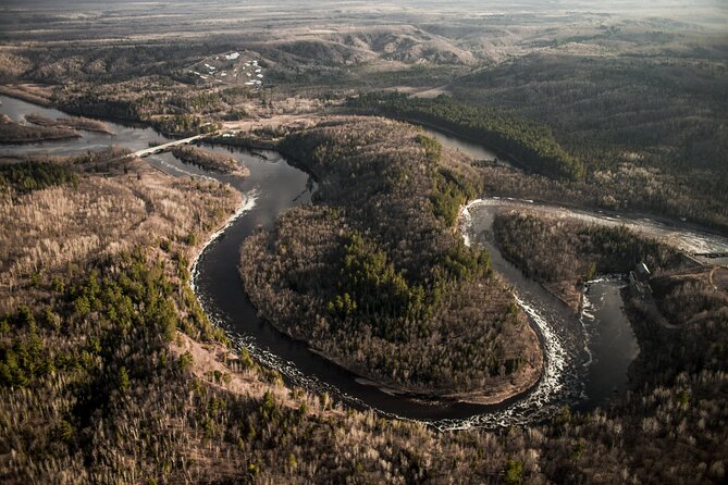 60-Mile Ultimate Helicopter Tour over Duluth and Lake Superior's North Shore - The 60-mile Duluth helicopter ride: what 45 minutes really means