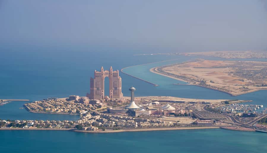 Abu Dhabi: Scenic Helicopter Tour - The Tallest Flagpole Moment: A Detail You’ll Remember