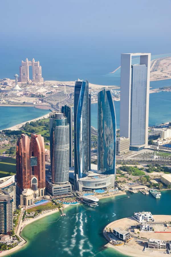 Abu Dhabi: Shared Helicopter Tour - The Return Loop: Sheikh Zayed Grand Mosque and Reem Island