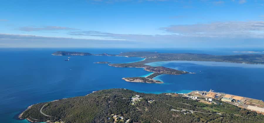 Albany: 60 min scenic helicopter flight - The Gap, Torndirrup Peninsula cliffs, and Frenchmans Bay