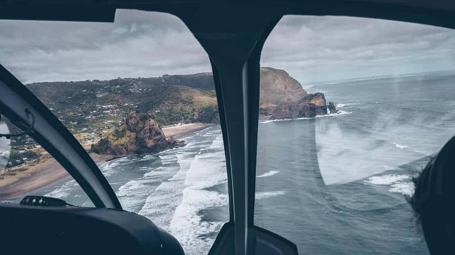 Auckland: 36 min scenic helicopter flight - Coast to Coast - Safety, Pilot Commentary, and the Small-Group Advantage