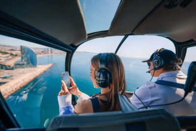 Barcelona: Helicopter Flight, Boat Ride, and Walking Tour - Passeig de Gràcia and Gaudí stops: seeing icons in the right order