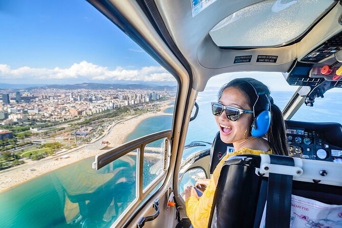 Barcelona's Coastline Helicopter Flight & Heliport Boat Transfer - Helicopter Flight From LEPB: What You’ll See Over Old Town and the Port