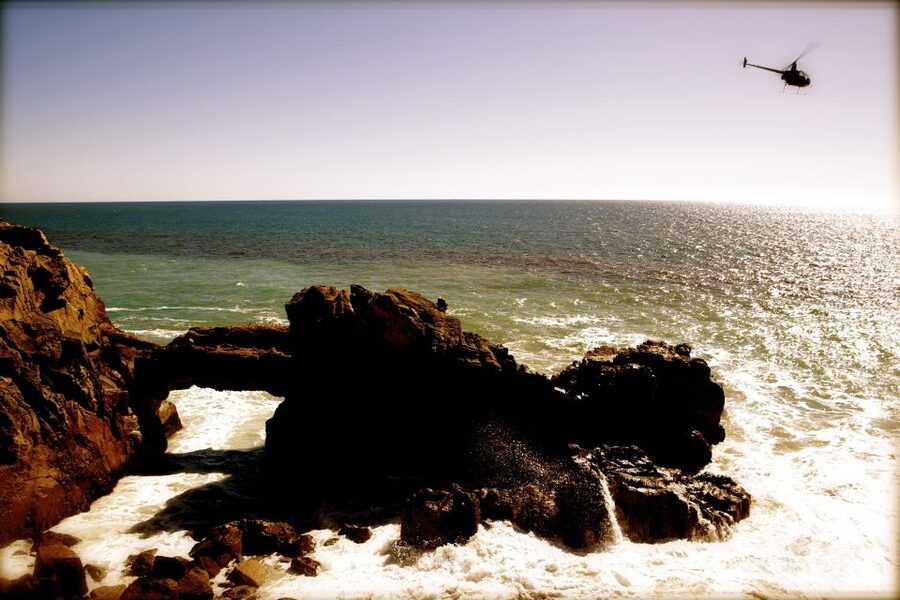 California Coastline & Hollywood Celebrity Helicopter Tour - Beverly Hills and Celebrity Homes: What Changes from the Sky