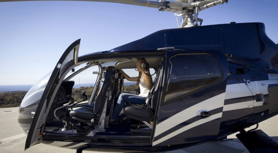 CANNES: Private Panoramic Helicopter Tour - Seeing Monaco, Nice, and Cannes from above without the hassle