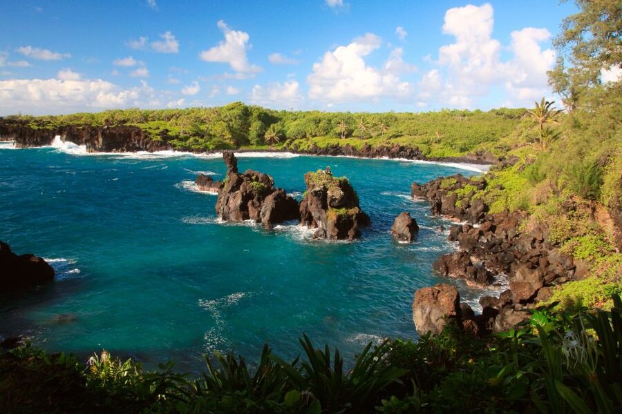 Central Maui: Two-Island Scenic Helicopter Flight to Molokai - Flying Maui to Molokai in one 55-minute shot