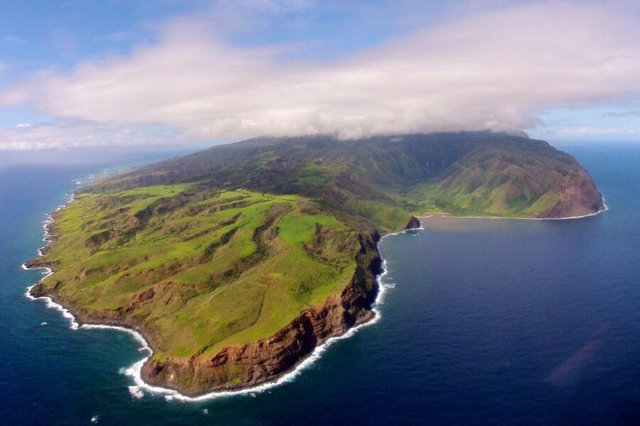 Central Maui: Two-Island Scenic Helicopter Flight to Molokai - Comfort, safety, and the stuff you should not ignore