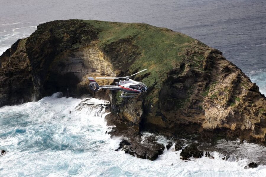Central Maui: Two-Island Scenic Helicopter Flight to Molokai - Kahului Heliport check-in and why timing matters