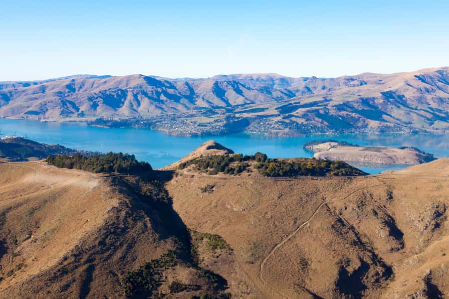 Christchurch: 20-Minutes City Helicopter Flight - The return over estuary and coastline: Sumner and Redcliffs
