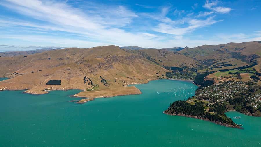 Christchurch: 20-Minutes City Helicopter Flight - Small-group comfort: what up to 6 passengers feels like
