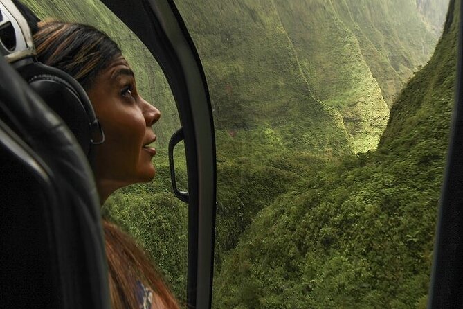 Discover Kauai Helicopter Tour from Princeville - What makes the ride comfortable: Bose headsets and real two-way talk