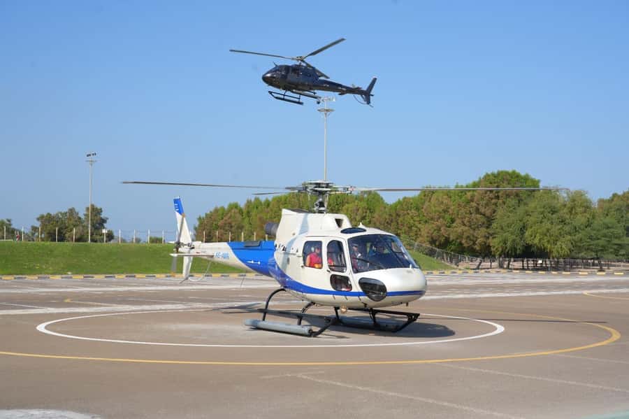 Dubai: 30-Minute Scenic Helicopter Tour - Should you book the Dubai: 30-Minute Scenic Helicopter Tour?