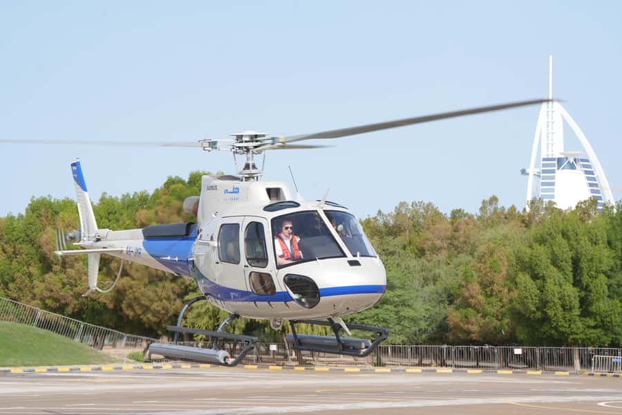 Dubai: 30-Minute Scenic Helicopter Tour - Taking off from the Dubai Police Academy helipad
