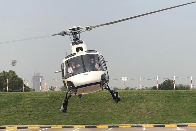Dubai Helicopter Tour: Experience Dubai’s Iconic Landmarks - Route Highlights: From Burj Khalifa to the Palm, in One Loop