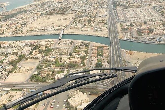 Dubai Helicopter tour with both way Private transfers - Weight limits: the rule that affects who can ride