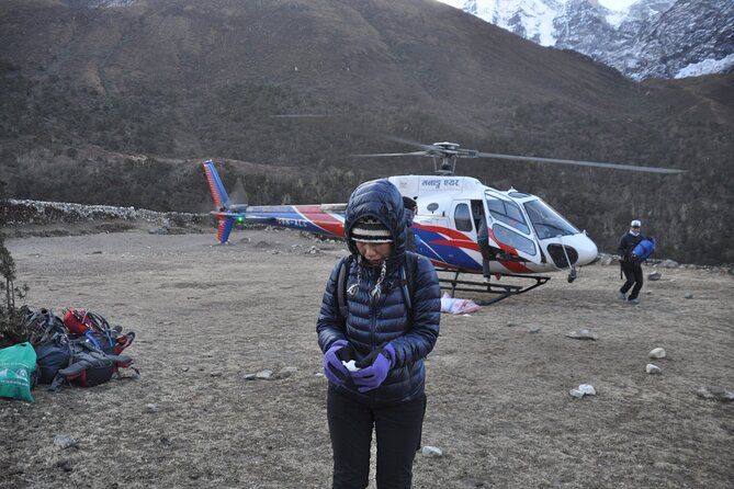 Everest Base Camp Helicopter Tour landing at Hotel Everest View - The aircraft and group setup: what it means for comfort