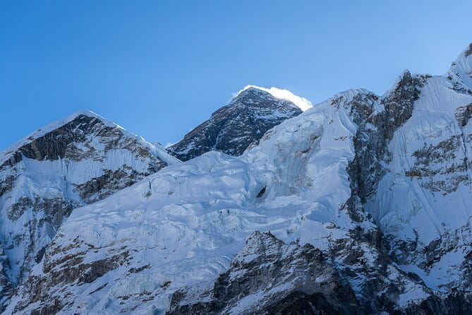Everest Panorama Helicopter Tour - Overflight via Kalapatther: seeing Everest’s neighbors in one sweep