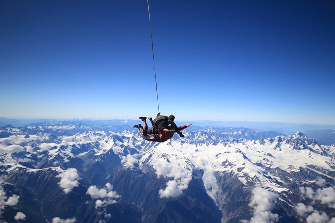 Fox Glacier & Mount Cook 35-Minute Helicopter Flight - Stop 2 on Fox Glacier: The Rare Snow Landing Moment