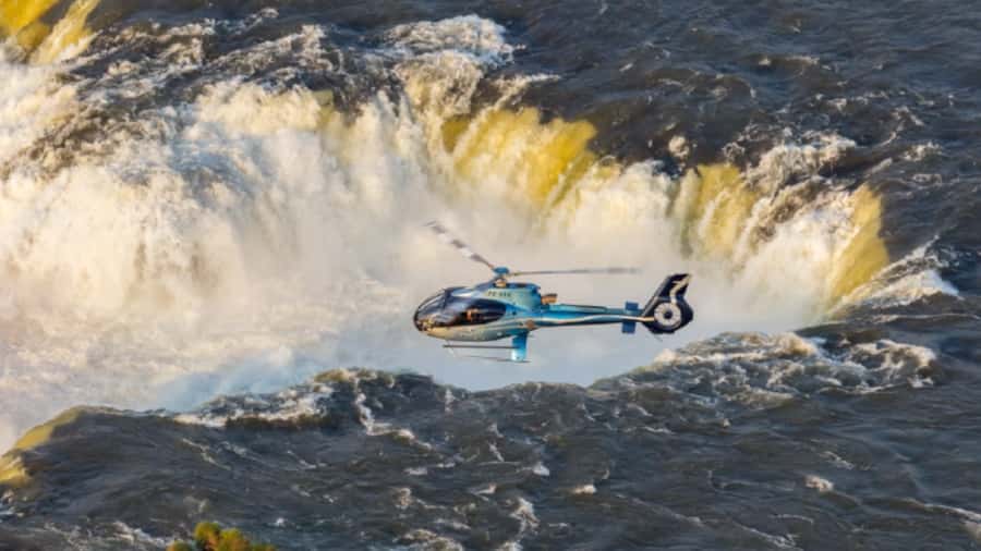 Foz do Iguaçu: Helicopter Flight over the Iguassu Falls - How the 2-hour outing runs: pickup, helipad, and boarding