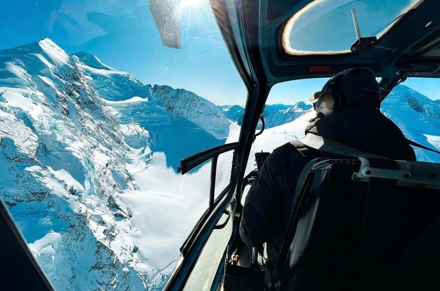 Franz Josef: 4-Glacier Helicopter Ride with 2 Landings - Check-In on Main Road: What the Morning Feels Like