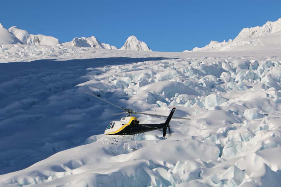 Franz Josef: Glacier Helicopter Ride with Snow Landing - What a snow landing changes about Franz Josef Glacier