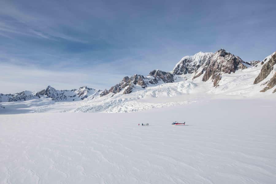 Franz Josef: Twin Glacier Helicopter Flight and Snow Landing - The 10-Minute Franz Josef Segment: Crevasses and Ice Flow Clues