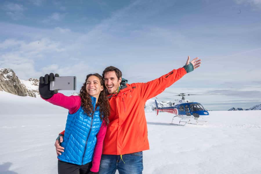 Franz Josef: Twin Glacier Helicopter Flight and Snow Landing - The Snow Landing (About 10 Minutes): Standing at the Glacier Head