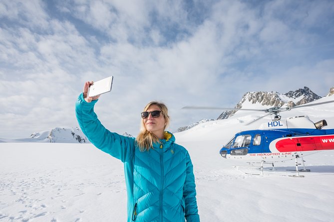 Franz Josef: Twin Glacier Helicopter Flight with Snow Landing - What to wear and bring for a glacier landing