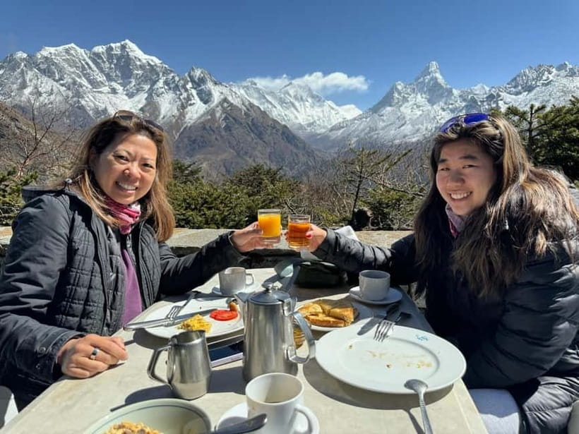 From Kathmandu: Everest Base Camp Landing Helicopter Tour - Everest View Hotel at 3,880 meters: the breakfast break