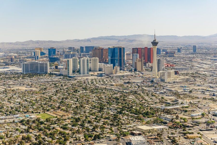 From Las Vegas: Grand Canyon Helicopter Tour with Champagne - Landing in the Hualapai Indian Reservation: Champagne and Canyon-Edge Magic