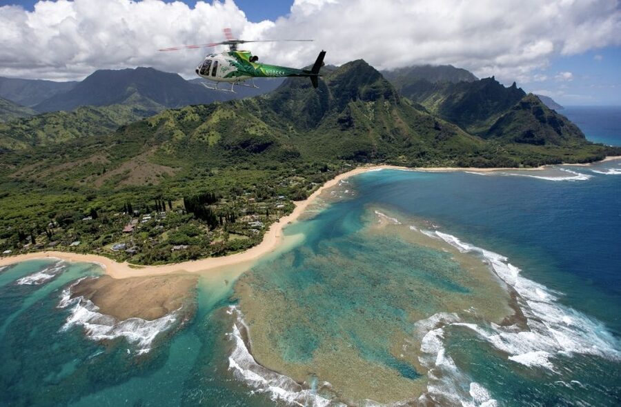 From Lihue: Kauai Sightseeing Helicopter Flight - Helicopter comfort and the glass-door difference