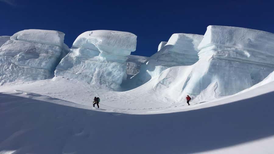From Queenstown: Mount Cook Heli-Hike and Bus Tour Combo - Who this tour suits best—and who should skip it