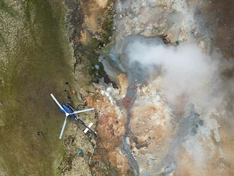 From Reykjavik: Fire And Ice Helicopter Tour with 2 Landings - Þingvellir National Park and the Golden Circle: tectonic drama without the scramble