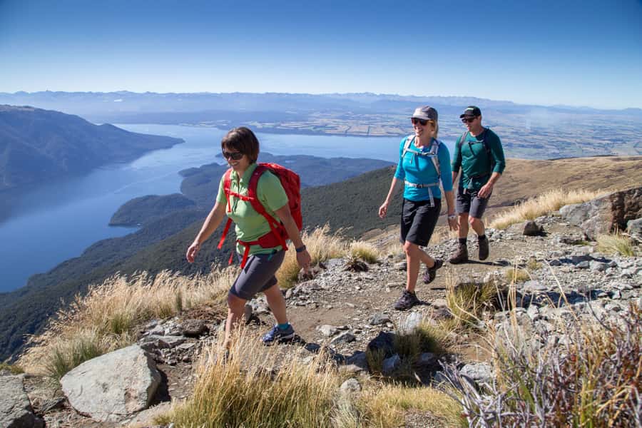 From Te Anau: Full Day Kepler Track Guided Heli-Hike - A well-paced descent to Geirsgata 5 break time