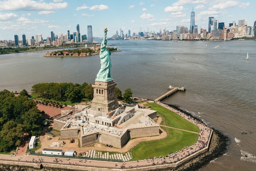 From Westchester: Private NYC Helicopter Tour for 2-6 People - Where You’ll Meet: Harrison (Atlantic Aviation West) and How to Get There