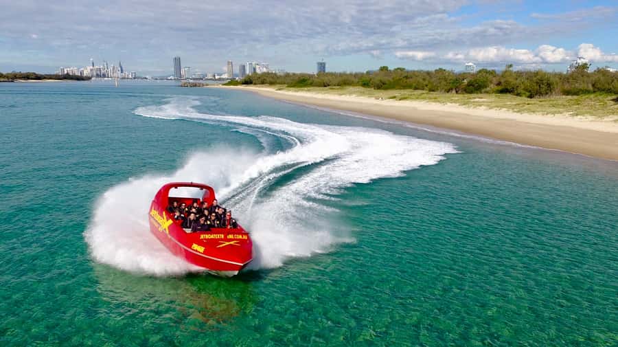 Gold Coast: Jet Boat Ride and Scenic Helicopter Tour - Key highlights at a glance