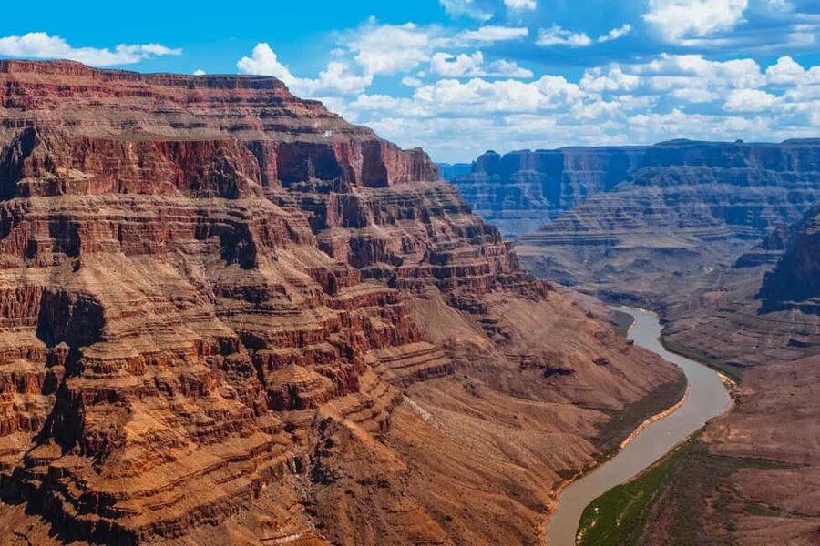 Grand Canyon Helicopter Flight & Hoover Dam River Float Raft - Landing back in Las Vegas: what happens right after the helicopter