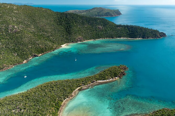 Heart Reef & Whitehaven Rest and Relax - 2.5Hr Helicopter Tour - Pilot narration matters: Justin and Niels set the tone