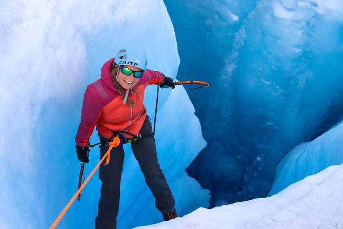 Heli Glacier Crevasse Ice Climbing- Summer - Who should book this ice climbing crevasse tour?