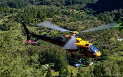 Helicopter flight from St Pierre over Réunion's 3 cirques - Cilaos: Ramparts, Ravines, and Piton des Neiges From Above