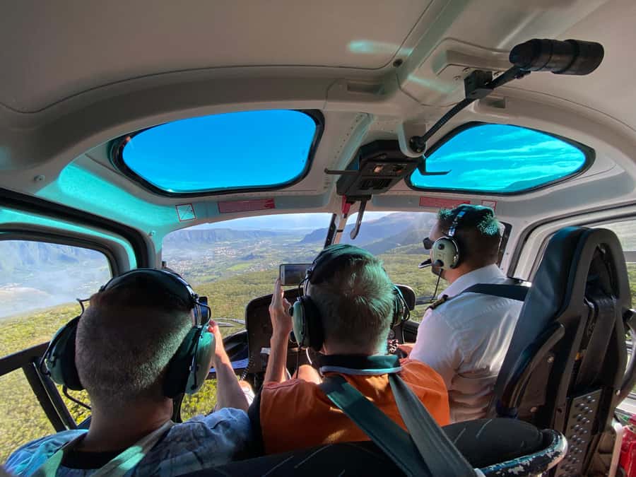 Helicopter flight over Reunion's volcanoes and cirques from St Pierre - Why flying over Réunion from St-Pierre feels different