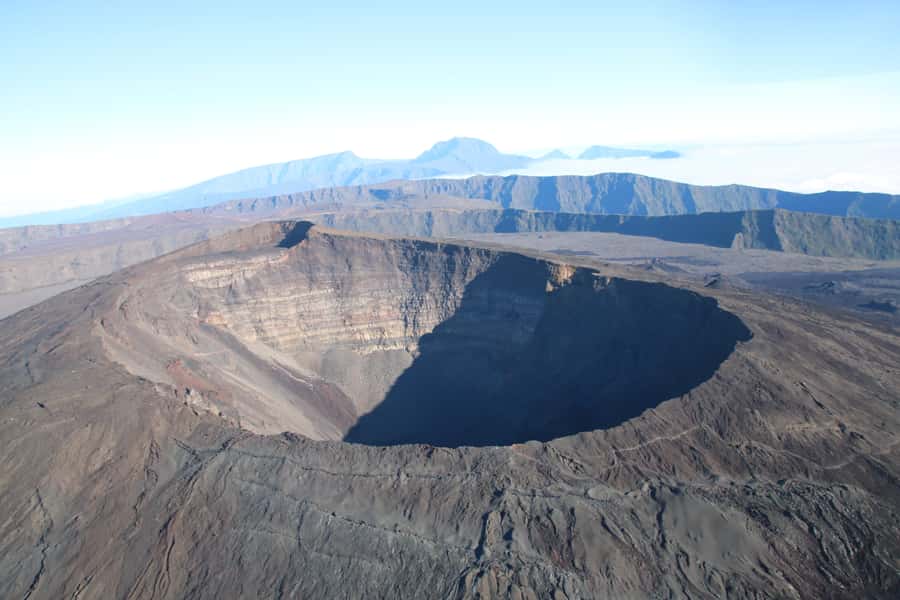 Helicopter flight over Reunion's volcanoes and cirques from St Pierre - Getting ready: what to bring, what not to bring, and who should skip it