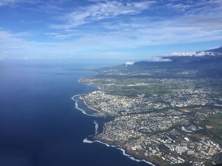 Helicopter flight over Reunion's volcanoes and cirques from St Pierre - Should you book helicopter flights over Reunion volcanoes and cirques from St-Pierre?