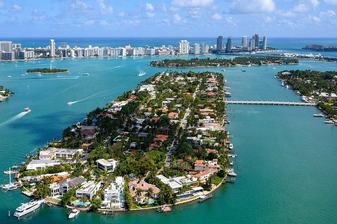 Helicopter Tour- Hard Rock Guitar, Miami & Gold Coast Tour - Stop 1: Fort Lauderdale Beach and the Feeling of “Real” Florida