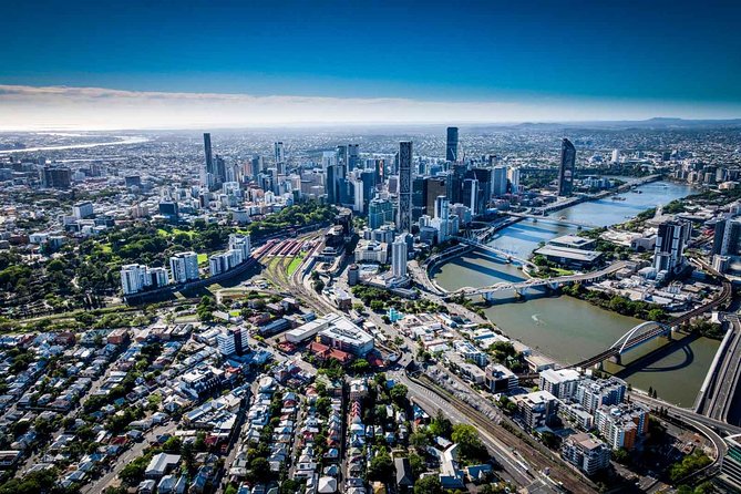 Helicopter Tour - Sirromet Winery & Scenic Flight - A Private Brisbane Helicopter Ride Meets Sirromet at Mount Cotton
