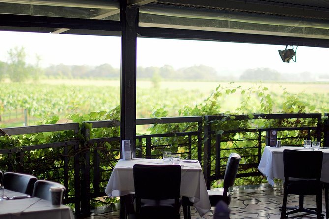 Hunter Valley Helicopter Tour with a Bubbly Breakfast - Landing at Peterson House: The Bubbly Breakfast Moment