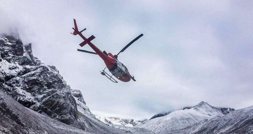 Kathmandu: Everest Helicopter Tour with Landing & Breakfast - Return to Kathmandu: Tidy Timing After a Big Day