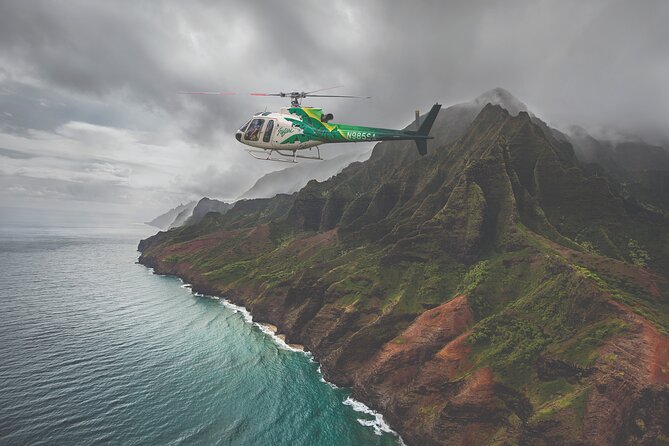 Kauai Deluxe Waterfall Safari: Helicopter Tour - Where you meet in Lihue and why timing matters